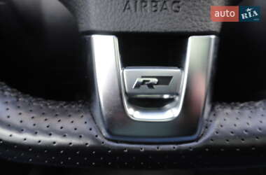 Внедорожник / Кроссовер Volkswagen Tiguan 2015 в 