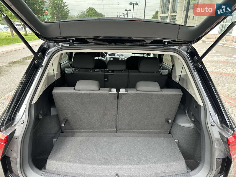 Внедорожник / Кроссовер Volkswagen Tiguan 2018 в Днепре