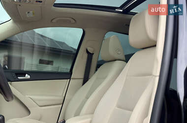 Позашляховик / Кросовер Volkswagen Tiguan 2014 в 