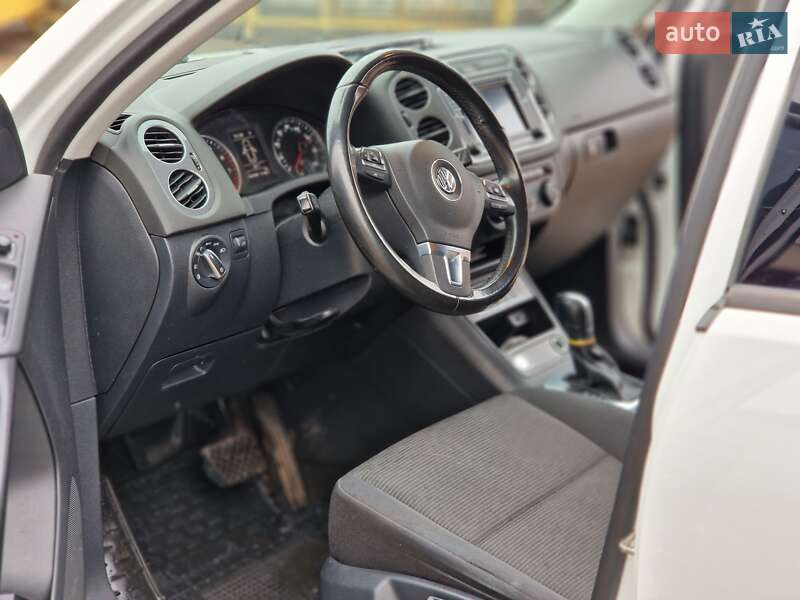 Позашляховик / Кросовер Volkswagen Tiguan 2017 в Кривому Розі
