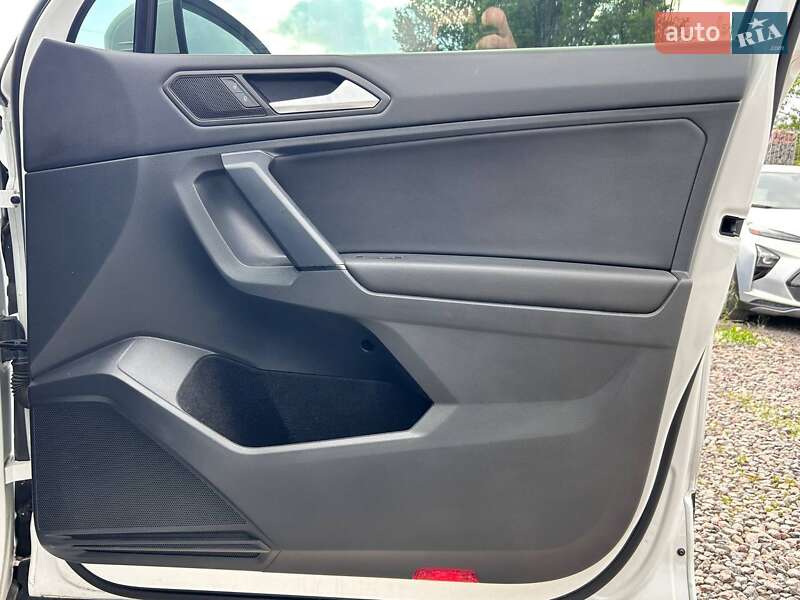 Внедорожник / Кроссовер Volkswagen Tiguan 2018 в Одессе