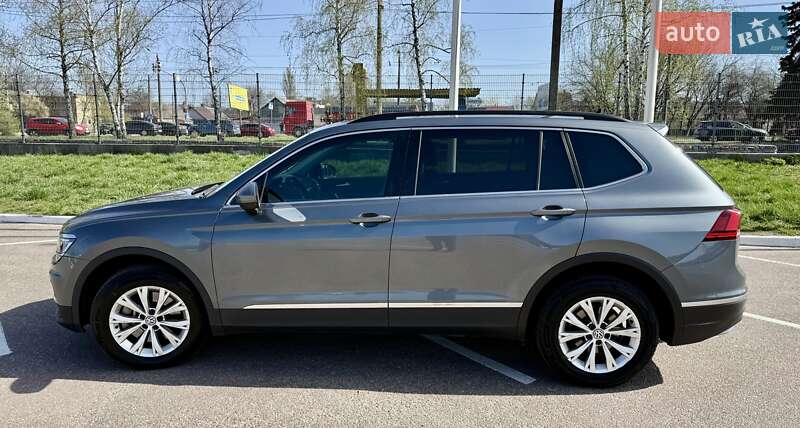 Позашляховик / Кросовер Volkswagen Tiguan 2018 в Житомирі