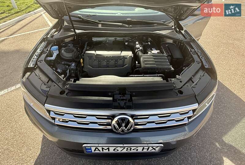 Позашляховик / Кросовер Volkswagen Tiguan 2018 в Житомирі