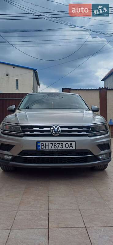 Позашляховик / Кросовер Volkswagen Tiguan 2020 в Одесі