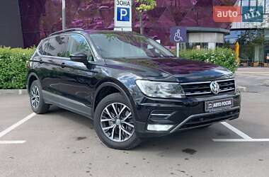 Внедорожник / Кроссовер Volkswagen Tiguan 2020 в Киеве