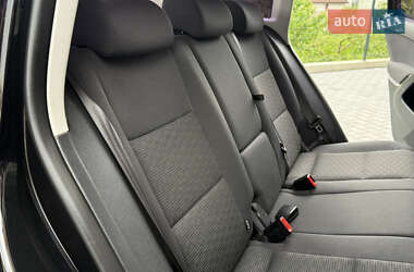 Позашляховик / Кросовер Volkswagen Tiguan 2012 в 