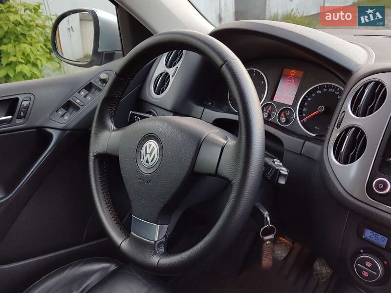Внедорожник / Кроссовер Volkswagen Tiguan 2008 в Дрогобыче