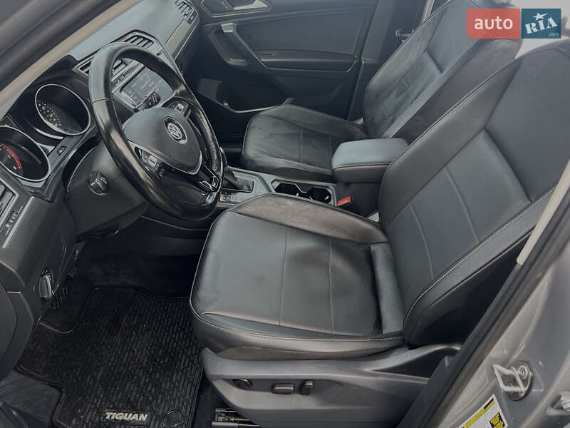 Внедорожник / Кроссовер Volkswagen Tiguan 2019 в Ивано-Франковске