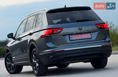 Позашляховик / Кросовер Volkswagen Tiguan 2022 в 