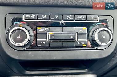 Внедорожник / Кроссовер Volkswagen Tiguan 2010 в 