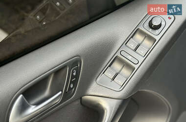 Позашляховик / Кросовер Volkswagen Tiguan 2013 в 