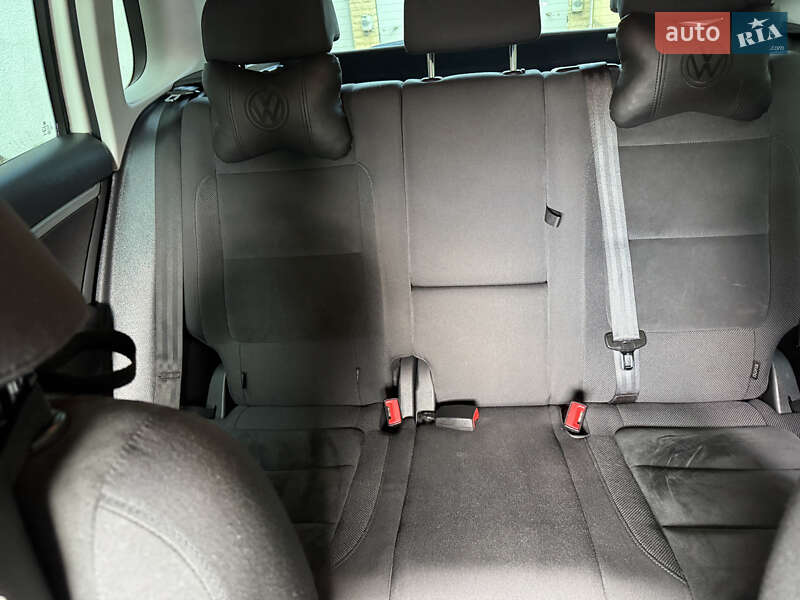 Внедорожник / Кроссовер Volkswagen Tiguan 2013 в Хусте