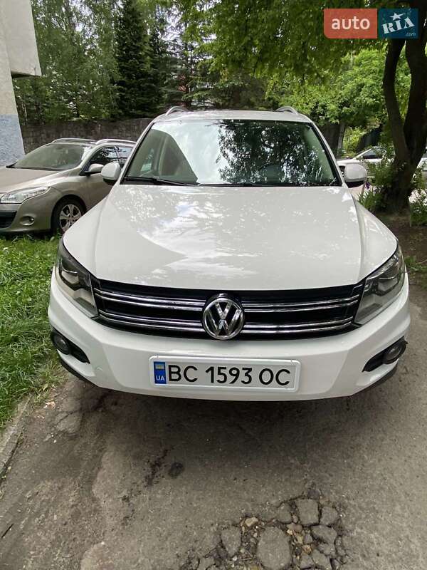 Внедорожник / Кроссовер Volkswagen Tiguan 2012 в Львове