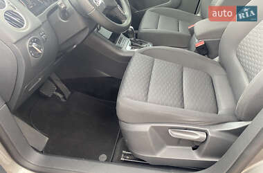 Внедорожник / Кроссовер Volkswagen Tiguan 2010 в 