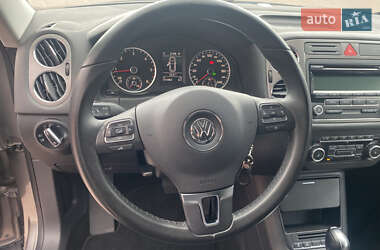 Внедорожник / Кроссовер Volkswagen Tiguan 2010 в 