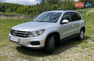 Внедорожник / Кроссовер Volkswagen Tiguan 2015 в Киеве