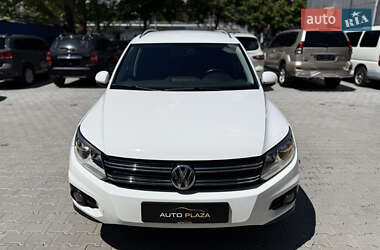 Внедорожник / Кроссовер Volkswagen Tiguan 2013 в 