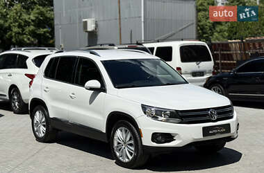 Внедорожник / Кроссовер Volkswagen Tiguan 2013 в 