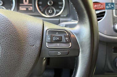 Внедорожник / Кроссовер Volkswagen Tiguan 2013 в 
