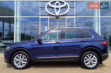 Позашляховик / Кросовер Volkswagen Tiguan 2017 в 