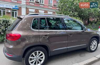 Позашляховик / Кросовер Volkswagen Tiguan 2013 в Києві