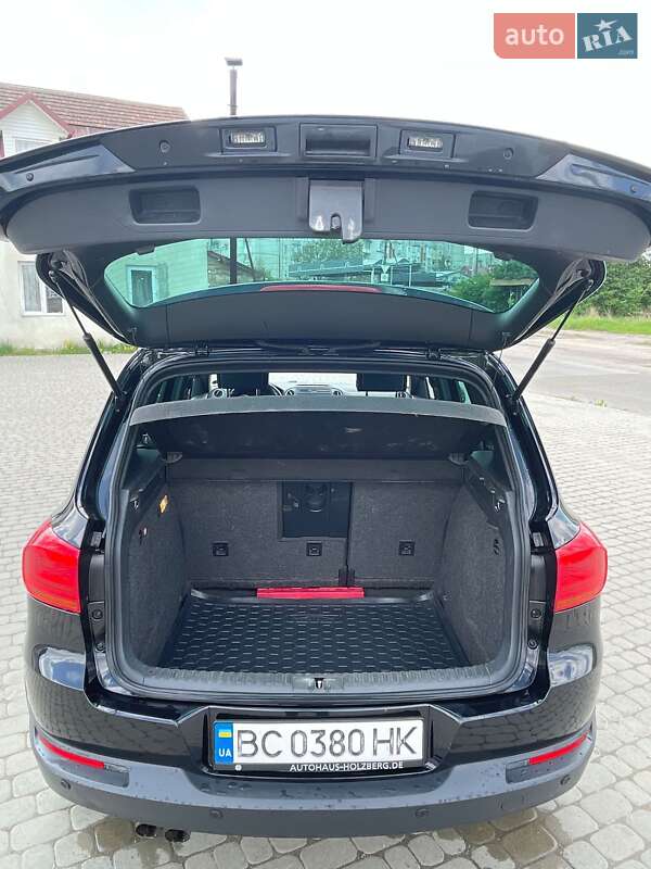 Внедорожник / Кроссовер Volkswagen Tiguan 2015 в Дрогобыче