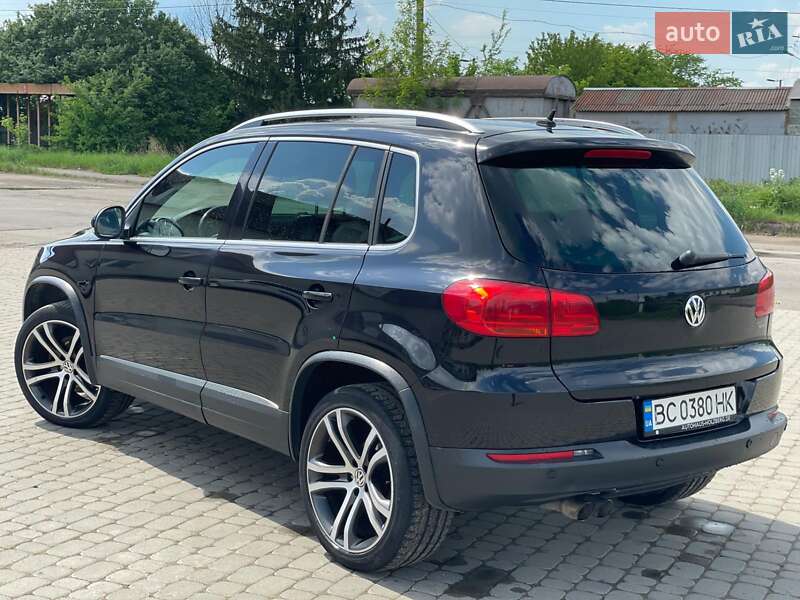 Внедорожник / Кроссовер Volkswagen Tiguan 2015 в Дрогобыче