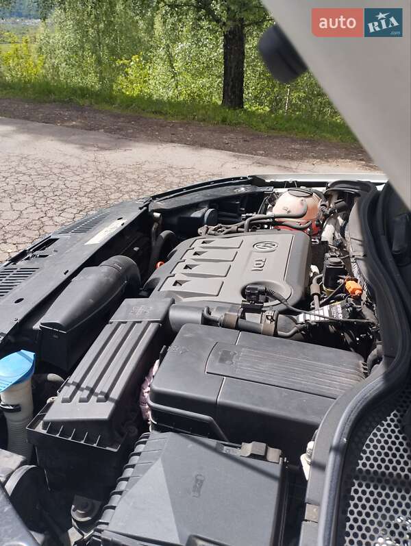 Позашляховик / Кросовер Volkswagen Tiguan 2011 в Тячеві