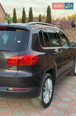 Позашляховик / Кросовер Volkswagen Tiguan 2016 в 