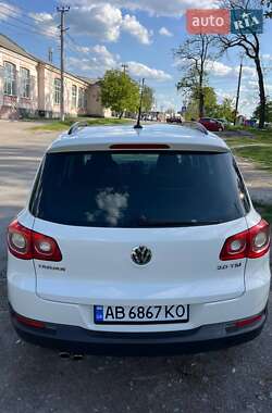 Позашляховик / Кросовер Volkswagen Tiguan 2008 в 