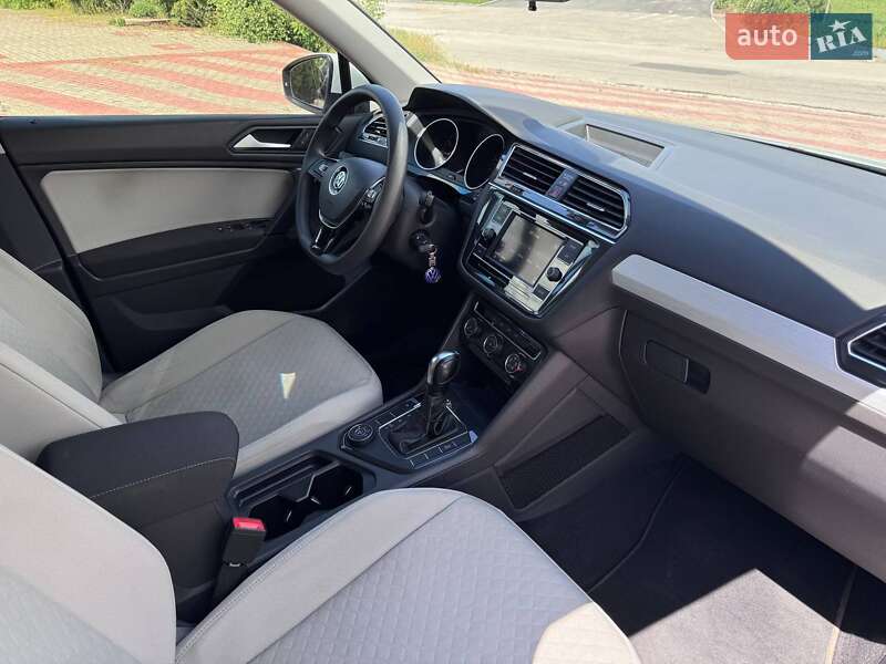 Внедорожник / Кроссовер Volkswagen Tiguan 2018 в Запорожье