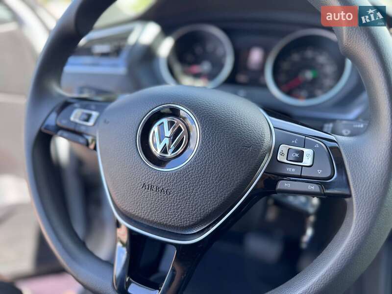 Внедорожник / Кроссовер Volkswagen Tiguan 2018 в Запорожье