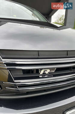 Позашляховик / Кросовер Volkswagen Tiguan 2011 в 