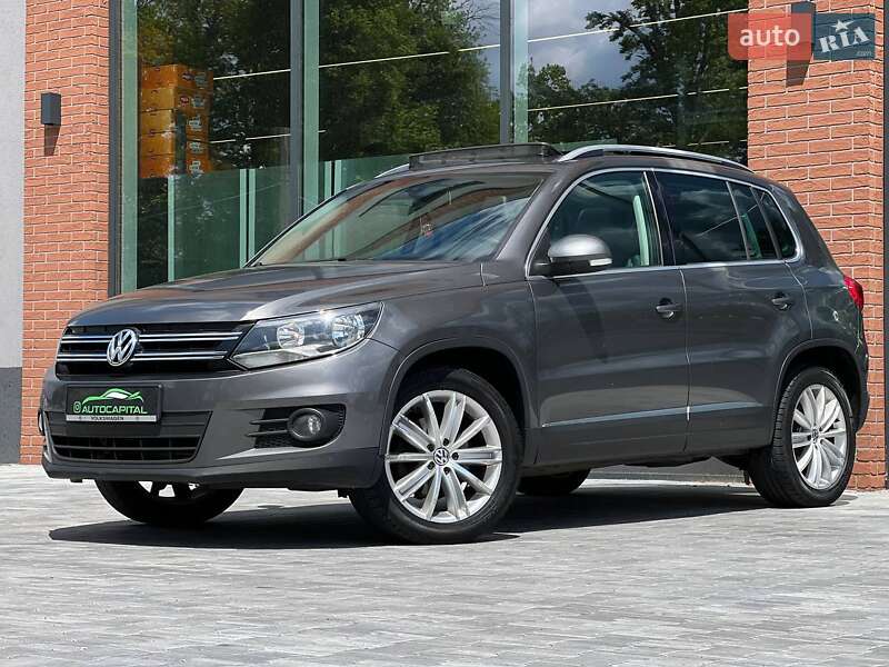Позашляховик / Кросовер Volkswagen Tiguan 2013 в 