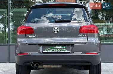 Позашляховик / Кросовер Volkswagen Tiguan 2013 в 
