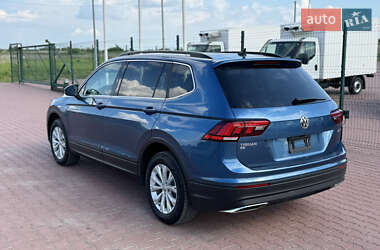 Позашляховик / Кросовер Volkswagen Tiguan 2019 в 