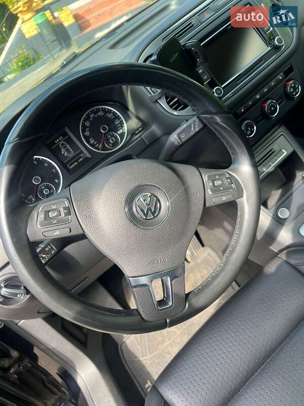 Внедорожник / Кроссовер Volkswagen Tiguan 2014 в Киеве