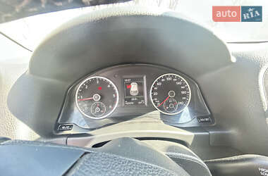 Внедорожник / Кроссовер Volkswagen Tiguan 2014 в 