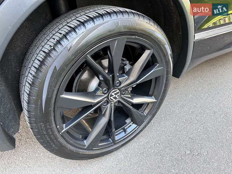 Позашляховик / Кросовер Volkswagen Tiguan 2023 в Києві