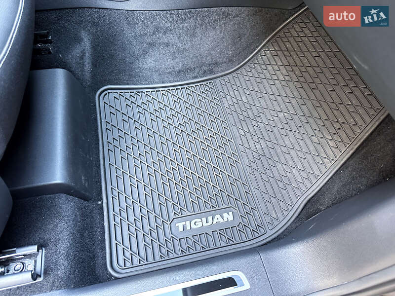 Позашляховик / Кросовер Volkswagen Tiguan 2023 в Києві