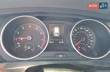 Внедорожник / Кроссовер Volkswagen Tiguan 2019 в 