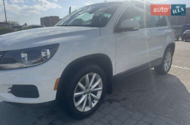 Позашляховик / Кросовер Volkswagen Tiguan 2017 в Львові