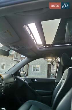 Внедорожник / Кроссовер Volkswagen Tiguan 2013 в 