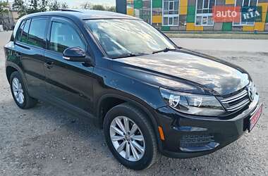 Внедорожник / Кроссовер Volkswagen Tiguan 2012 в 