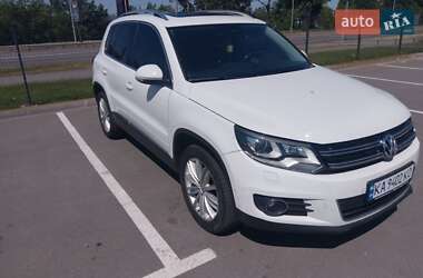 Внедорожник / Кроссовер Volkswagen Tiguan 2014 в Киеве