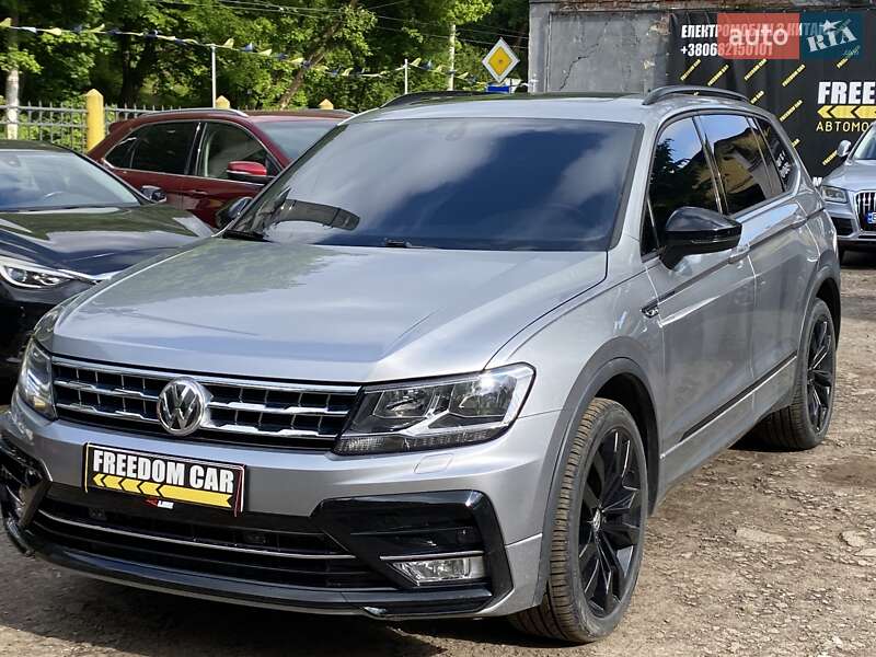 Внедорожник / Кроссовер Volkswagen Tiguan 2020 в Львове