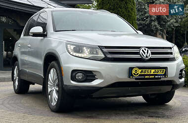 Позашляховик / Кросовер Volkswagen Tiguan 2016 в Львові