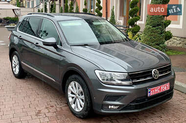 Внедорожник / Кроссовер Volkswagen Tiguan 2017 в Стрые