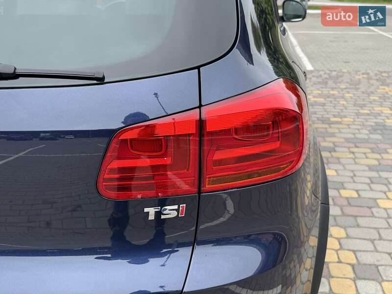 Позашляховик / Кросовер Volkswagen Tiguan 2016 в Луцьку