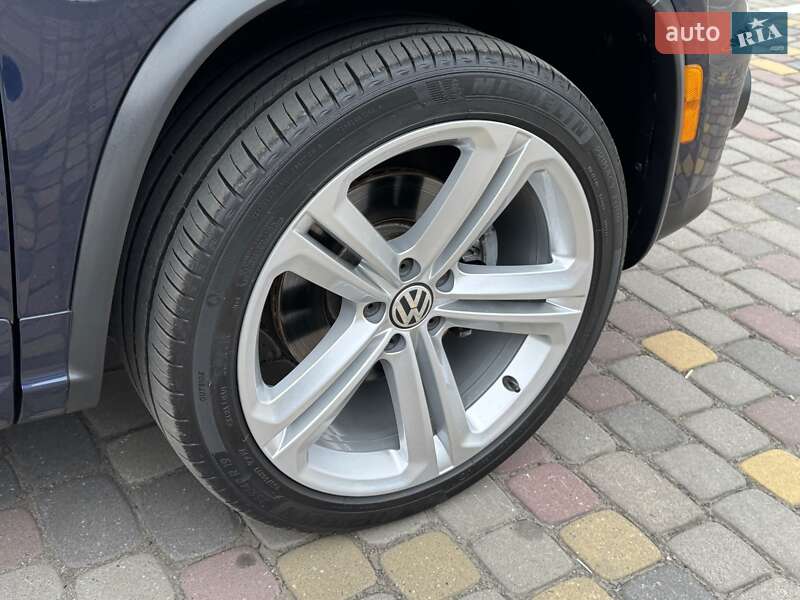 Позашляховик / Кросовер Volkswagen Tiguan 2016 в Луцьку